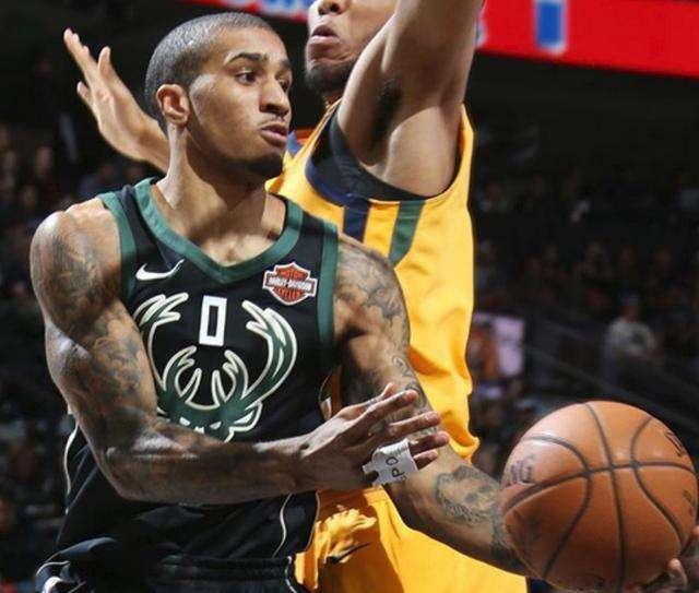 此背景下 此背景下