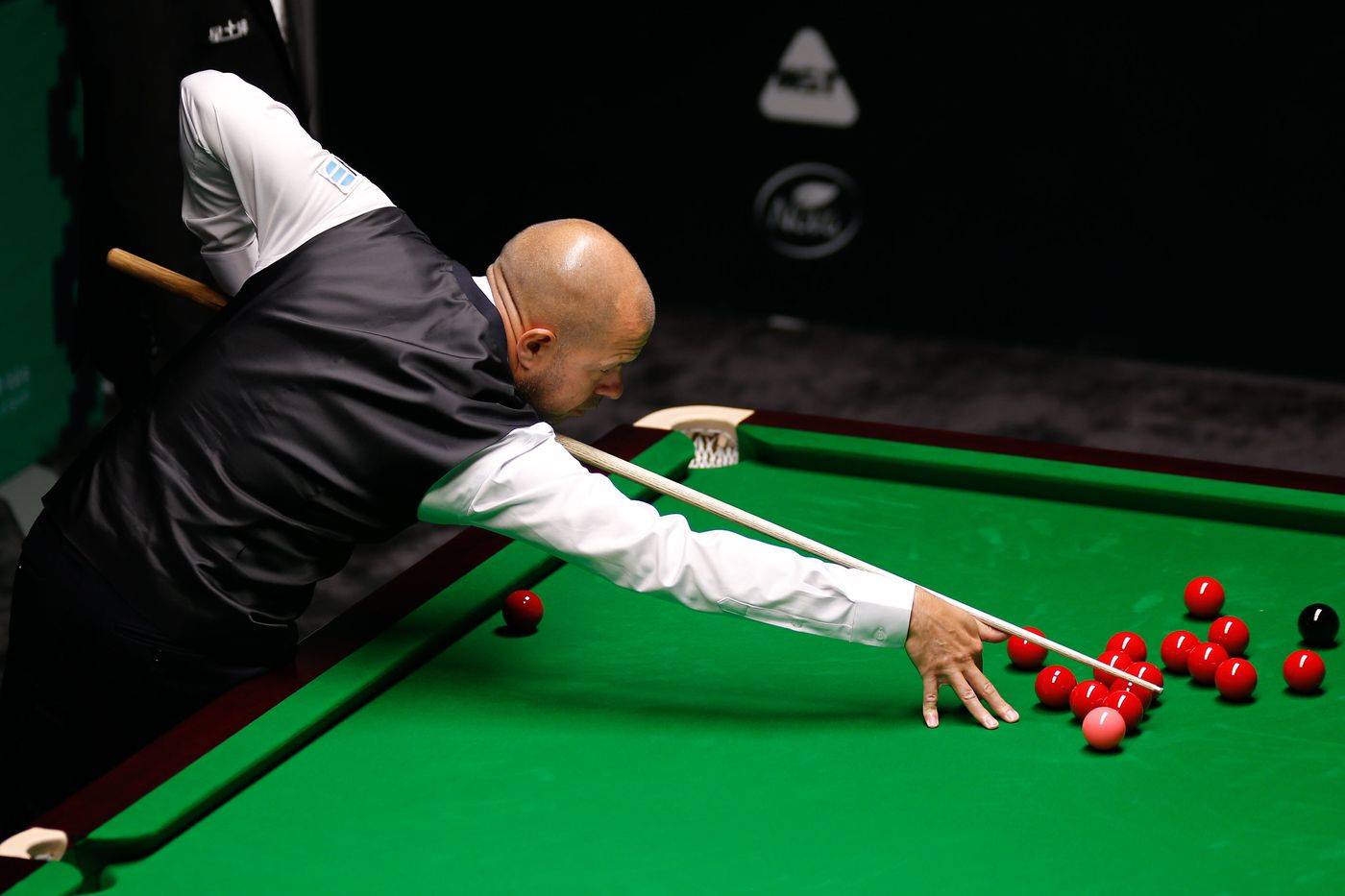 与他的坚韧 与他的坚韧