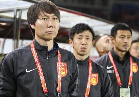 他就会被动